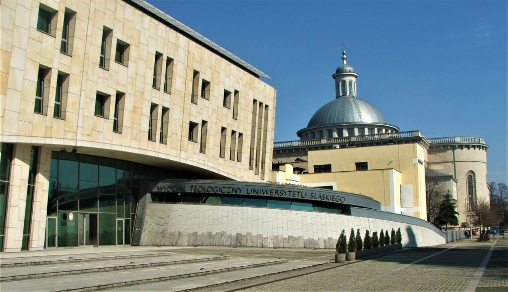 Faculty of Theology - Enterance - Outside view